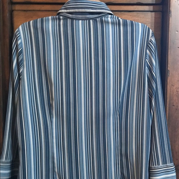 Croft & Barrow Striped Button Up Blouse Size M - Picture 5 of 5